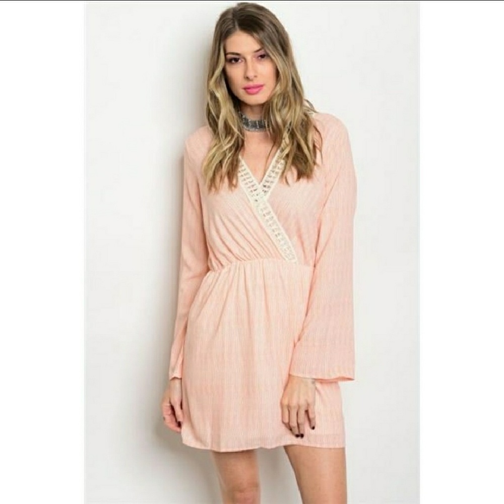 Casual Crochet neckline Bell sleeve wrap dress